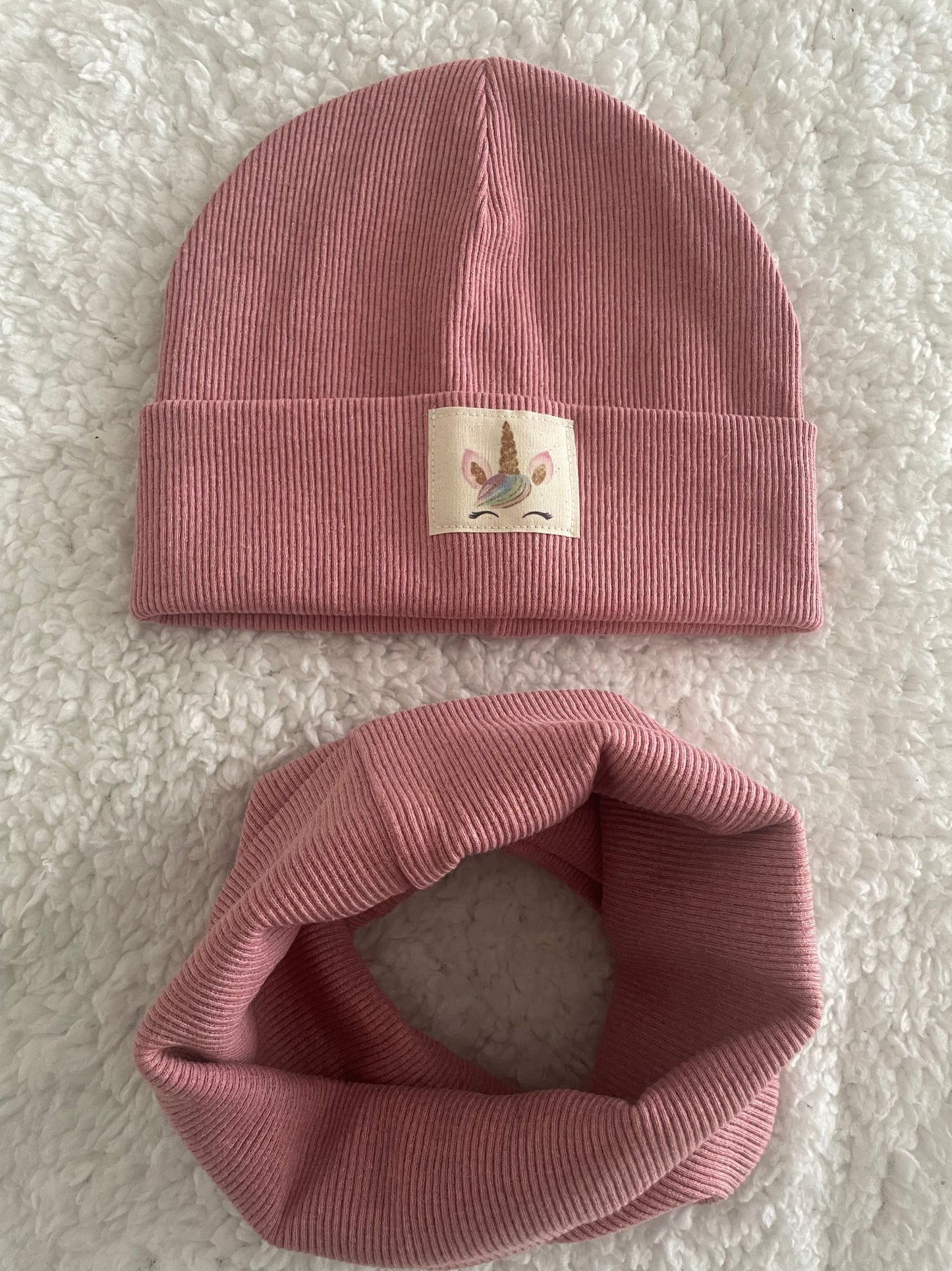 Muts & sjaal set roze