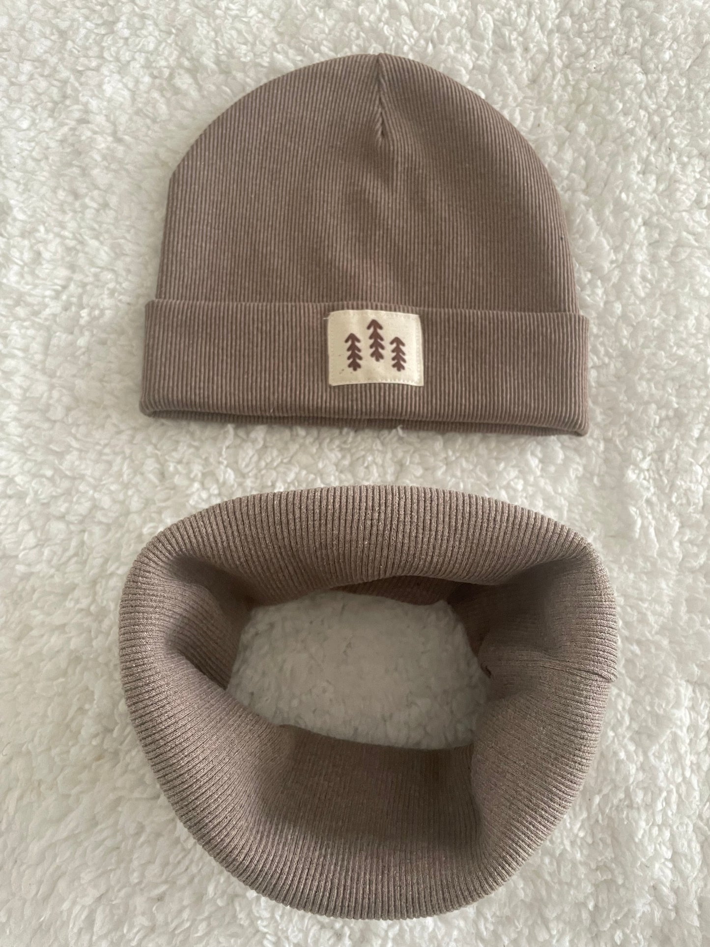 Muts & sjaal set bruin